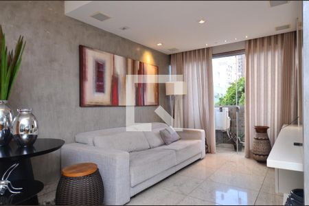 Sala de estar de apartamento para alugar com 4 quartos, 130m² em Santa Efigênia, Belo Horizonte