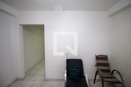 Sala de casa para alugar com 3 quartos, 130m² em Conjunto Residencial José Bonifácio, São Paulo