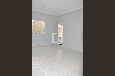 Sala de casa de condomínio para alugar com 3 quartos, 80m² em Vila Renato, São Paulo