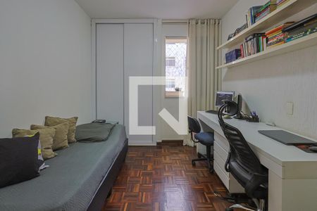 Sala  de apartamento à venda com 3 quartos, 90m² em Santo Antônio, Belo Horizonte