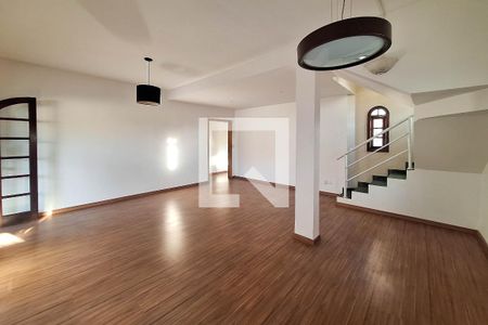 Sala de casa para alugar com 5 quartos, 450m² em Engenho do Mato, Niterói
