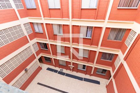 Vista do Quarto 1 de apartamento para alugar com 2 quartos, 46m² em Itaquera, São Paulo