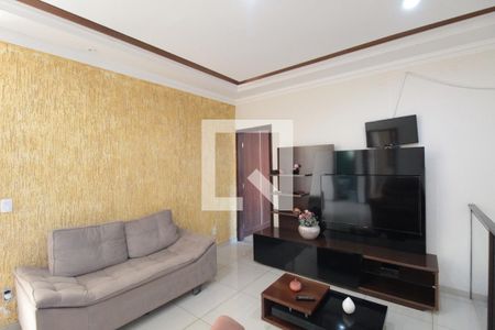 Casa 1 | Sala de TV de casa para alugar com 5 quartos, 360m² em Planalto, Belo Horizonte