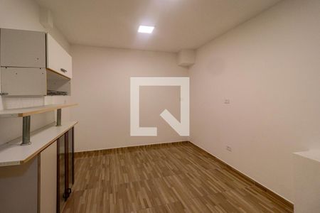 Quarto de casa para alugar com 1 quarto, 1500m² em Vila do Castelo, São Paulo