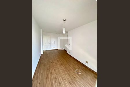 Apartamento à venda com 63m², 2 quartos e 1 vagaSala