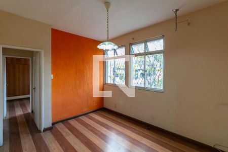 Sala de apartamento para alugar com 2 quartos, 98m² em Padre Eustáquio, Belo Horizonte