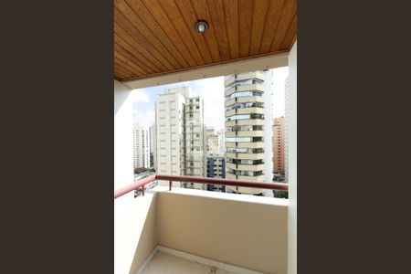 Varanda  de apartamento para alugar com 2 quartos, 65m² em Moema, São Paulo