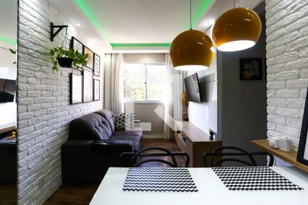 Sala de apartamento para alugar com 2 quartos, 43m² em Jardim Novo Taboão, São Paulo