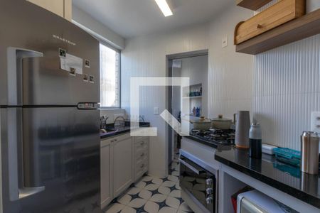 Cozinha de apartamento à venda com 2 quartos, 62m² em Funcionários, Belo Horizonte