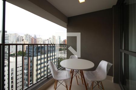Varanda de kitnet/studio para alugar com 1 quarto, 27m² em Paraíso, São Paulo