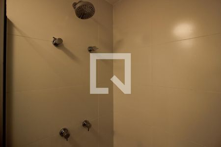 Banheiro  de kitnet/studio à venda com 1 quarto, 27m² em Paraíso, São Paulo