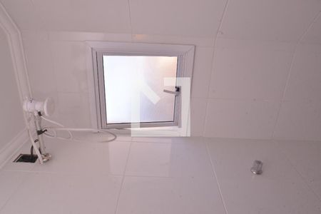 Banheiro da Suíte de apartamento para alugar com 2 quartos, 50m² em Vila Guiomar, Santo André