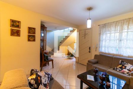 Sala de casa à venda com 4 quartos, 400m² em Itaipu, Niterói