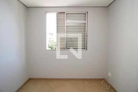 Quarto 1 de apartamento para alugar com 3 quartos, 75m² em Anchieta, Belo Horizonte