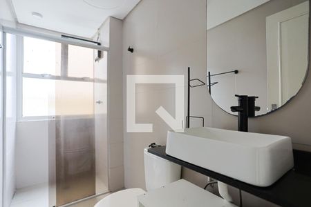 Banheiro de apartamento para alugar com 1 quarto, 47m² em Centro Histórico, Porto Alegre