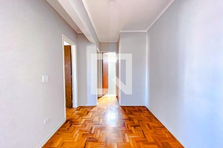 Corredor de apartamento para alugar com 2 quartos, 70m² em Jardim da Glória, São Paulo