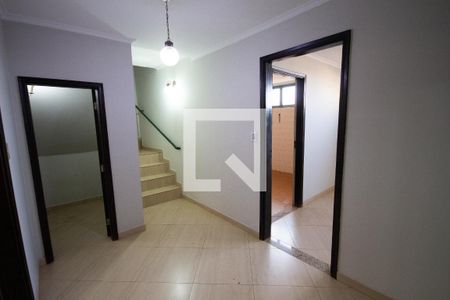 Hall social de casa para alugar com 4 quartos, 235m² em Campos Elísios, Ribeirão Preto