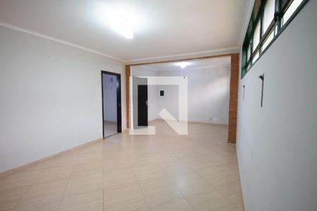 Sala de casa para alugar com 4 quartos, 235m² em Campos Elísios, Ribeirão Preto