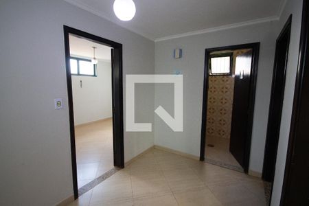 Hall social de casa para alugar com 4 quartos, 235m² em Campos Elísios, Ribeirão Preto