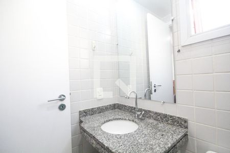 Banheiro de apartamento para alugar com 1 quarto, 36m² em Ipiranga, São Paulo