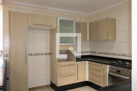 Casa à venda com 516m², 6 quartos e 10 vagas Casa à venda com 516m², 6 quartos e 10 vagasCozinha