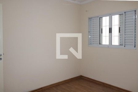 Casa à venda com 516m², 6 quartos e 10 vagas Casa à venda com 516m², 6 quartos e 10 vagasQuarto 1
