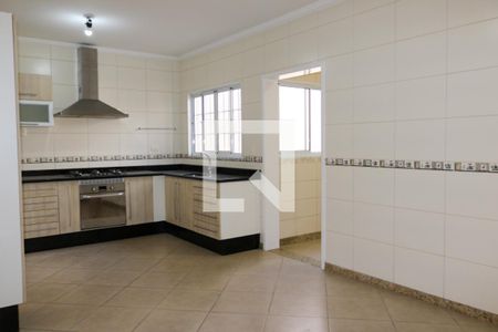 Casa à venda com 516m², 6 quartos e 10 vagas Casa à venda com 516m², 6 quartos e 10 vagasCasa 2 - 2º Piso cozinha