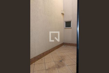 Casa à venda com 516m², 6 quartos e 10 vagas Casa à venda com 516m², 6 quartos e 10 vagasQuintal