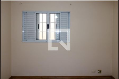 Casa à venda com 516m², 6 quartos e 10 vagas Casa à venda com 516m², 6 quartos e 10 vagasQuarto 1