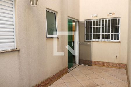 Casa à venda com 516m², 6 quartos e 10 vagas Casa à venda com 516m², 6 quartos e 10 vagasQuintal