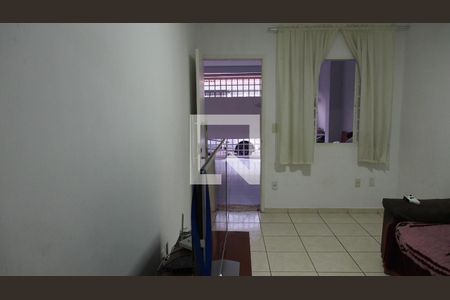 Sala de casa à venda com 3 quartos, 128m² em Tulipas, Jundiaí