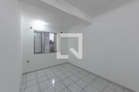 Quarto 2 de casa para alugar com 2 quartos, 79m² em Vila California, São Paulo