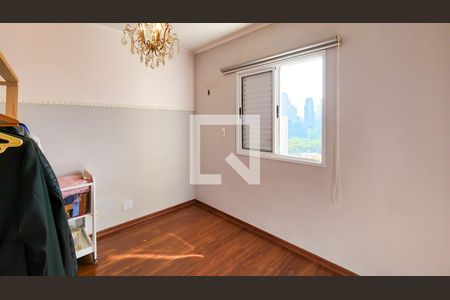 Quarto de apartamento para alugar com 2 quartos, 80m² em Jardim Tupanci, Barueri