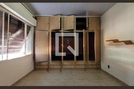 Quarto de casa para alugar com 2 quartos, 132m² em Silveira, Santo André