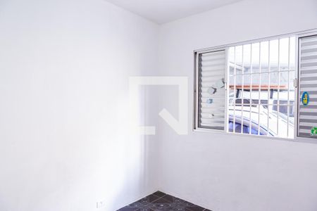 Quarto 1 de casa para alugar com 2 quartos, 60m² em Jardim Itapema, São Paulo