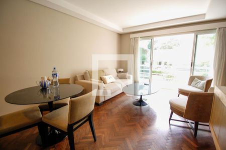 Sala de apartamento para alugar com 1 quarto, 52m² em Pinheiros, São Paulo