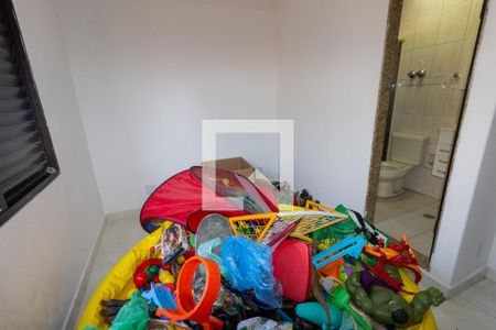 Casa à venda com 330m², 3 quartos e 4 vagas Casa à venda com 330m², 3 quartos e 4 vagasQuarto 3 - suíte