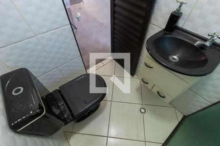 Casa à venda com 330m², 3 quartos e 4 vagas Casa à venda com 330m², 3 quartos e 4 vagasBanheiro 6