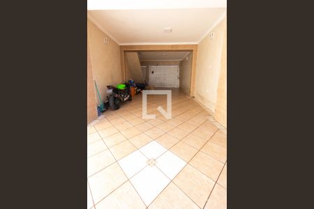 Casa à venda com 330m², 3 quartos e 4 vagas Casa à venda com 330m², 3 quartos e 4 vagasGaragem