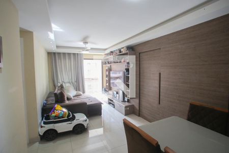 Sala de apartamento à venda com 2 quartos, 68m² em Taquara, Rio de Janeiro
