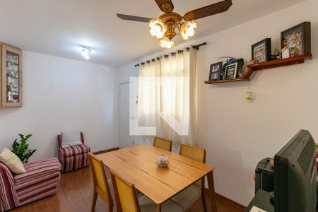 Sala de apartamento à venda com 3 quartos, 58m² em Califórnia, Belo Horizonte