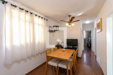 Sala de apartamento à venda com 3 quartos, 58m² em Califórnia, Belo Horizonte