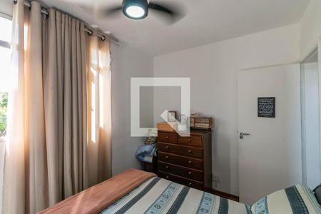 Quarto de apartamento à venda com 3 quartos, 58m² em Califórnia, Belo Horizonte