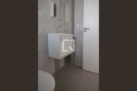 Banheiro  de apartamento para alugar com 1 quarto, 60m² em Bela Vista, São Paulo