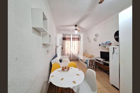 Sala/Quarto de apartamento à venda com 1 quarto, 20m² em Botafogo, Rio de Janeiro