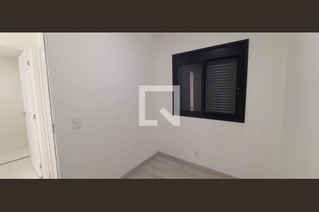 Quarto 1 de apartamento para alugar com 2 quartos, 40m² em Ayrosa, Osasco