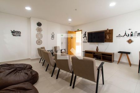 Sala de TV de apartamento à venda com 2 quartos, 59m² em Jardim Imperador, Guarulhos