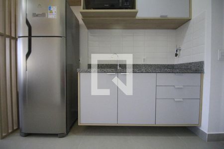 Cozinha de kitnet/studio para alugar com 1 quarto, 29m² em Indianópolis, São Paulo