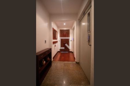 Sala - Hall de entrada dos elevadores de apartamento para alugar com 4 quartos, 200m² em Ipanema, Rio de Janeiro