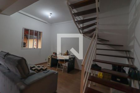 Casa de condomínio à venda com 84m², 3 quartos e 2 vagasSala
